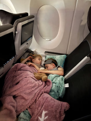  Overnight Flight Must-Haves for Kids (Tested on a 14-Hour Flight)